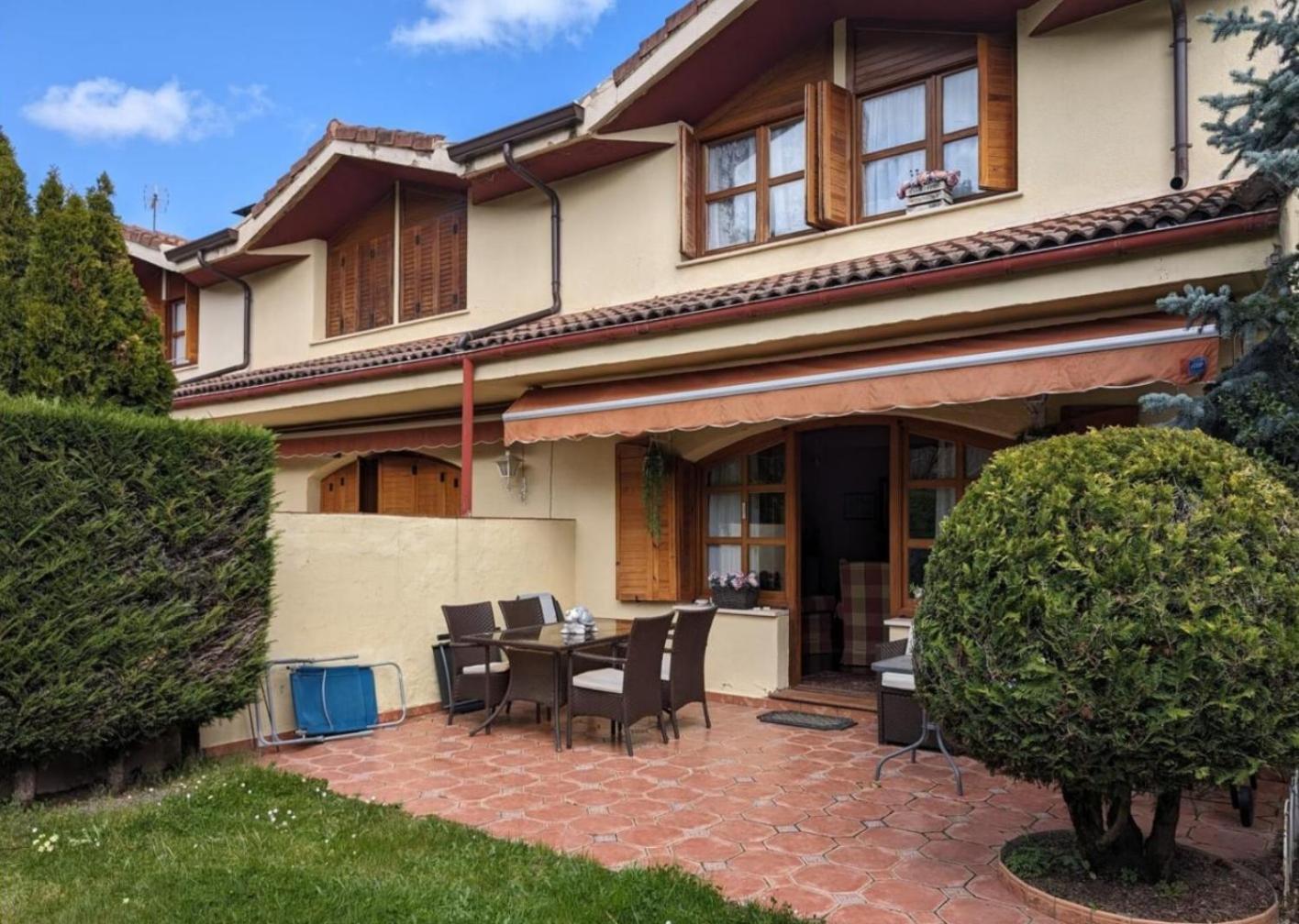 Encantadora Casa Bien Cuidada Cerca Del Aeropuerto Vakantiehuis